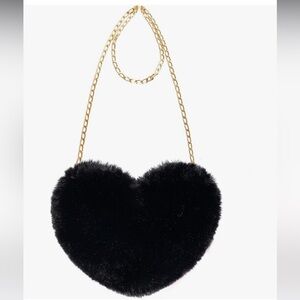 Heart Shaped Faux Fur Purse Fluffy Crossbody Bag Chain Shoulder Bag Cute Clutch